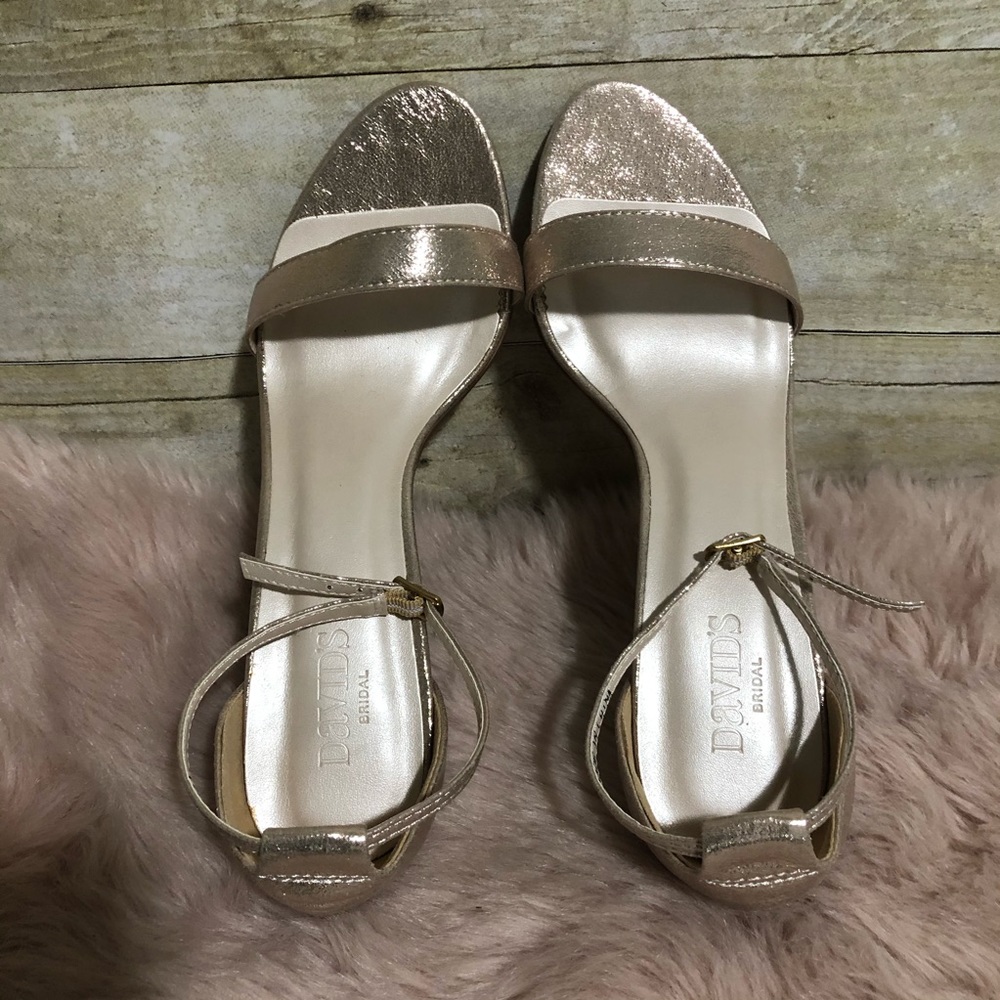 Davids Bridal Heels NWOT - Picture 4 of 7